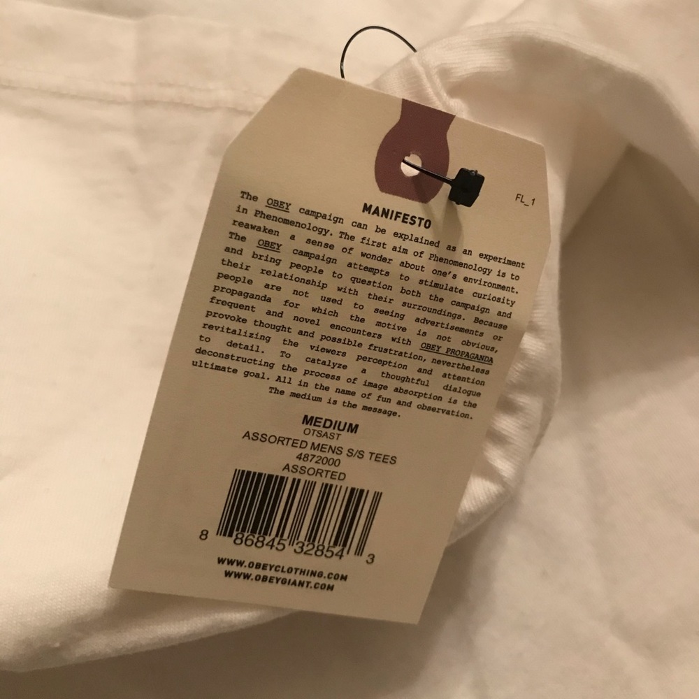 Obey Script BRAND NEW - Picture 5 of 5